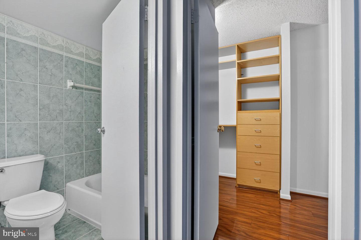 200 N PICKETT ST N #1513, ALEXANDRIA, Virginia 22304, 2 Bedrooms Bedrooms, 8 Rooms Rooms,2 BathroomsBathrooms,Residential,For sale,200 N PICKETT ST N #1513,VAAX2052864 MLS # VAAX2052864