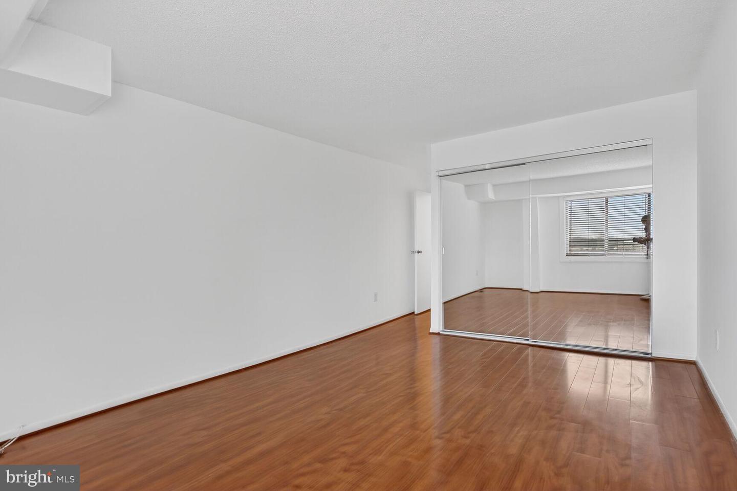 200 N PICKETT ST N #1513, ALEXANDRIA, Virginia 22304, 2 Bedrooms Bedrooms, 8 Rooms Rooms,2 BathroomsBathrooms,Residential,For sale,200 N PICKETT ST N #1513,VAAX2052864 MLS # VAAX2052864