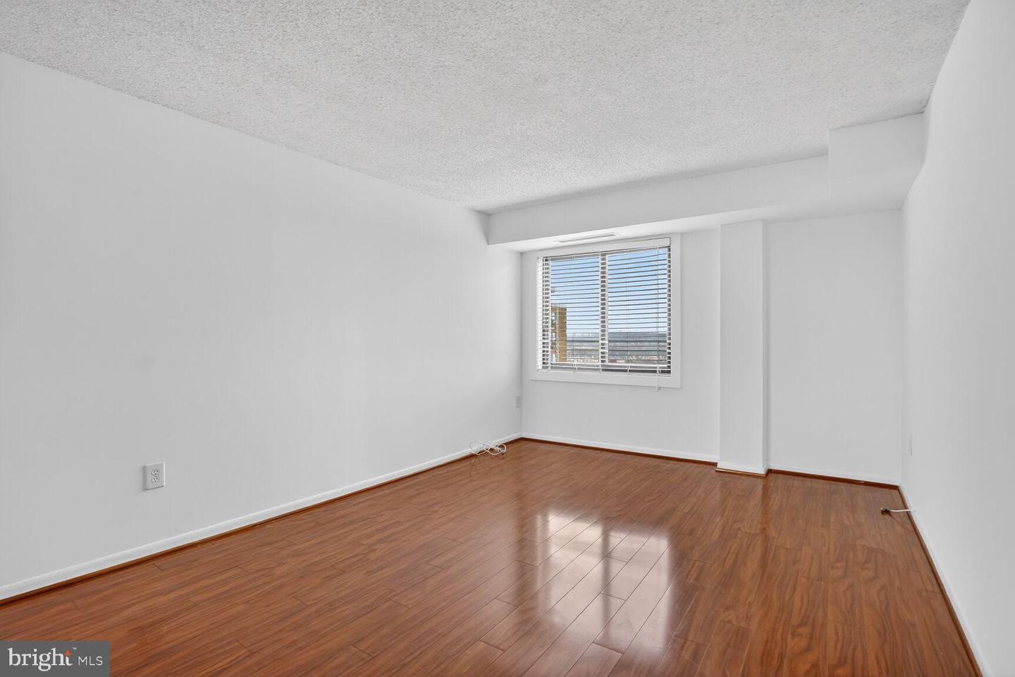 200 N PICKETT ST N #1513, ALEXANDRIA, Virginia 22304, 2 Bedrooms Bedrooms, 8 Rooms Rooms,2 BathroomsBathrooms,Residential,For sale,200 N PICKETT ST N #1513,VAAX2052864 MLS # VAAX2052864