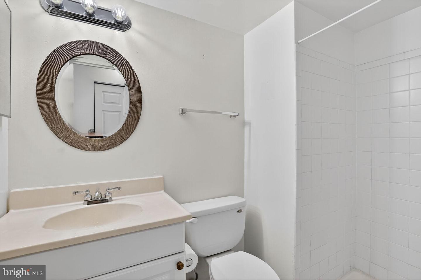 200 N PICKETT ST N #1513, ALEXANDRIA, Virginia 22304, 2 Bedrooms Bedrooms, 8 Rooms Rooms,2 BathroomsBathrooms,Residential,For sale,200 N PICKETT ST N #1513,VAAX2052864 MLS # VAAX2052864