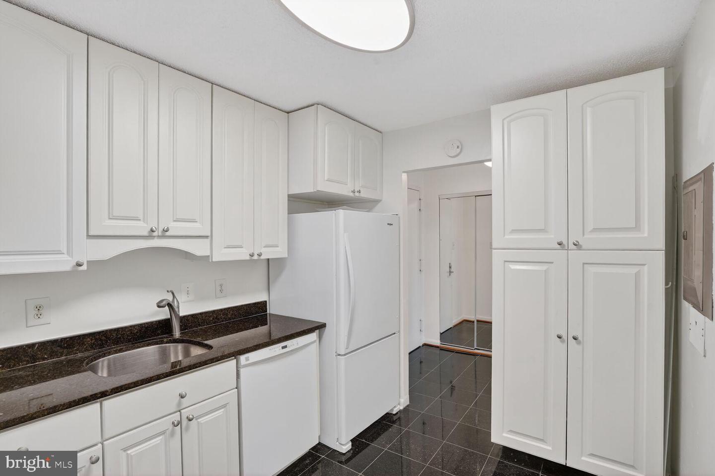 200 N PICKETT ST N #1513, ALEXANDRIA, Virginia 22304, 2 Bedrooms Bedrooms, 8 Rooms Rooms,2 BathroomsBathrooms,Residential,For sale,200 N PICKETT ST N #1513,VAAX2052864 MLS # VAAX2052864