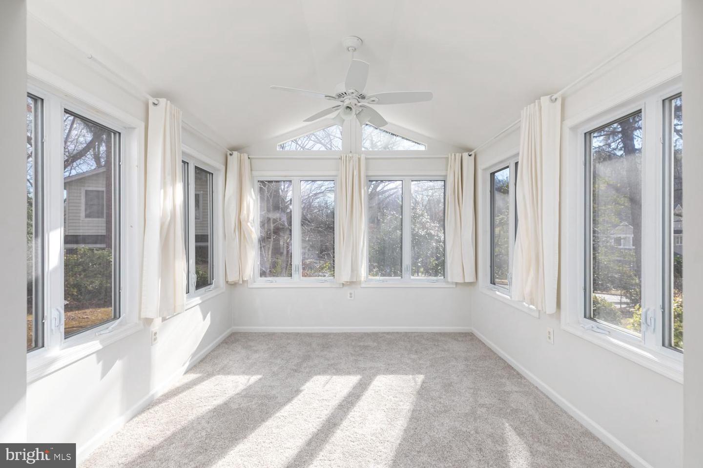 3604 CORNELL RD, FAIRFAX, Virginia 22030, 4 Bedrooms Bedrooms, ,2 BathroomsBathrooms,Residential,For sale,3604 CORNELL RD,VAFC2007614 MLS # VAFC2007614