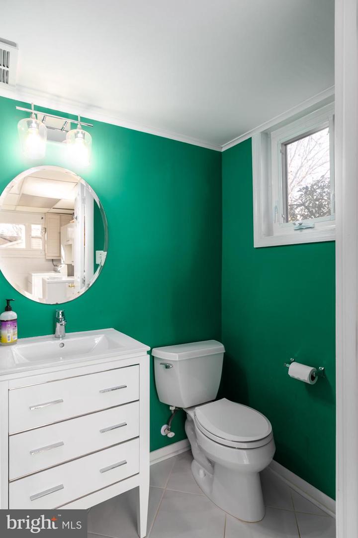 3604 CORNELL RD, FAIRFAX, Virginia 22030, 4 Bedrooms Bedrooms, ,2 BathroomsBathrooms,Residential,For sale,3604 CORNELL RD,VAFC2007614 MLS # VAFC2007614