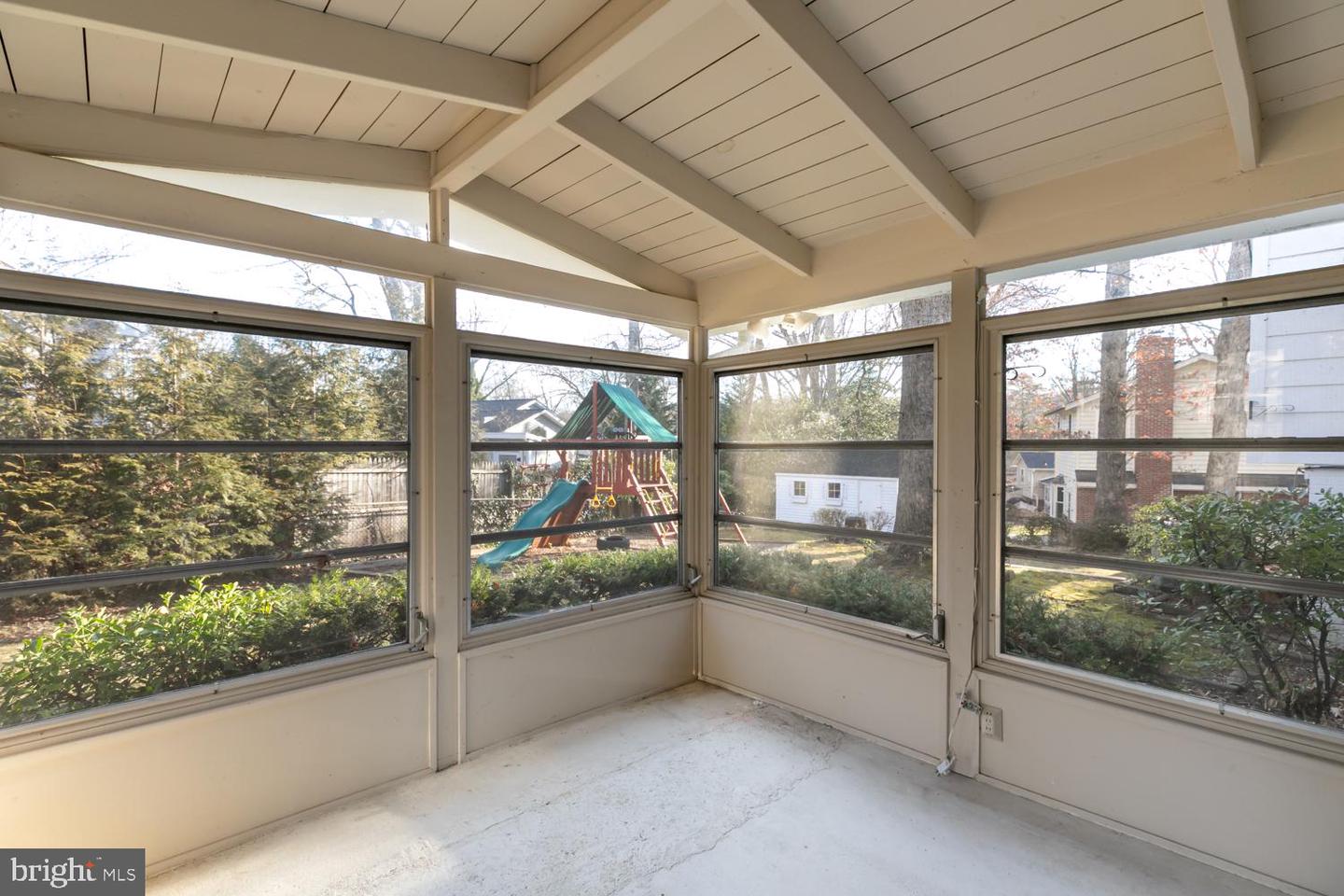 3604 CORNELL RD, FAIRFAX, Virginia 22030, 4 Bedrooms Bedrooms, ,2 BathroomsBathrooms,Residential,For sale,3604 CORNELL RD,VAFC2007614 MLS # VAFC2007614