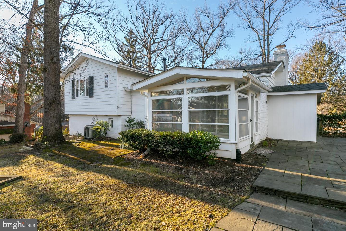 3604 CORNELL RD, FAIRFAX, Virginia 22030, 4 Bedrooms Bedrooms, ,2 BathroomsBathrooms,Residential,For sale,3604 CORNELL RD,VAFC2007614 MLS # VAFC2007614