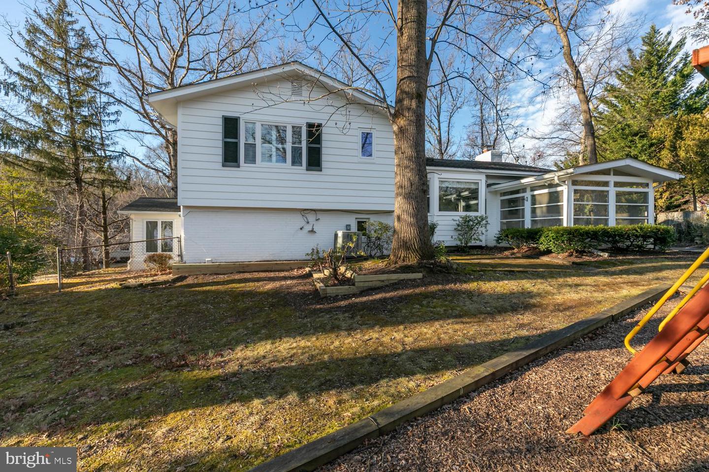 3604 CORNELL RD, FAIRFAX, Virginia 22030, 4 Bedrooms Bedrooms, ,2 BathroomsBathrooms,Residential,For sale,3604 CORNELL RD,VAFC2007614 MLS # VAFC2007614