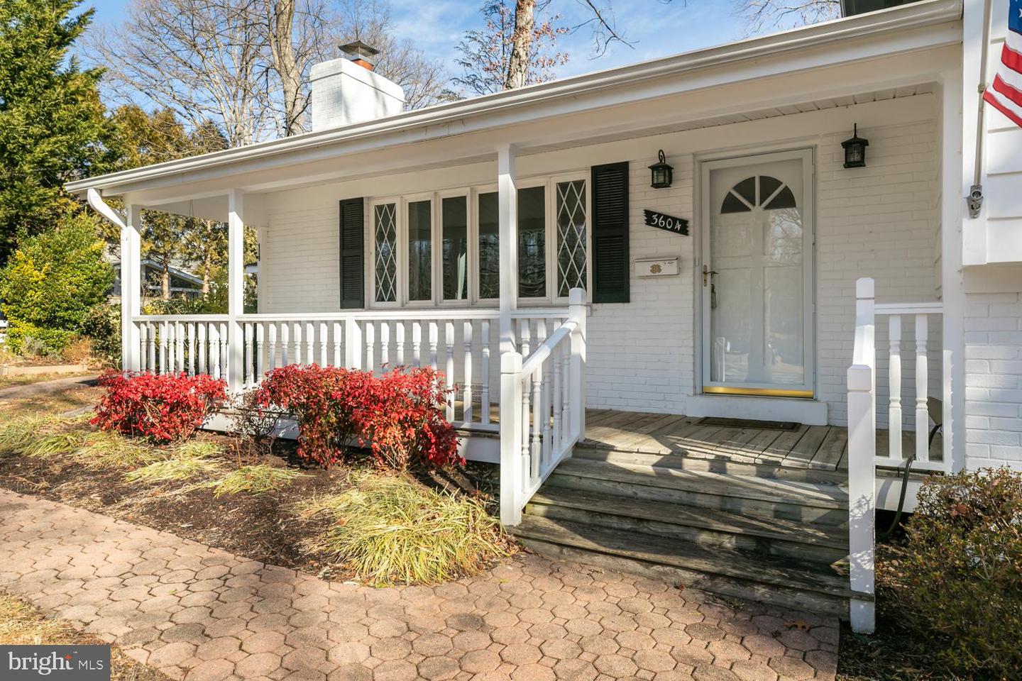 3604 CORNELL RD, FAIRFAX, Virginia 22030, 4 Bedrooms Bedrooms, ,2 BathroomsBathrooms,Residential,For sale,3604 CORNELL RD,VAFC2007614 MLS # VAFC2007614