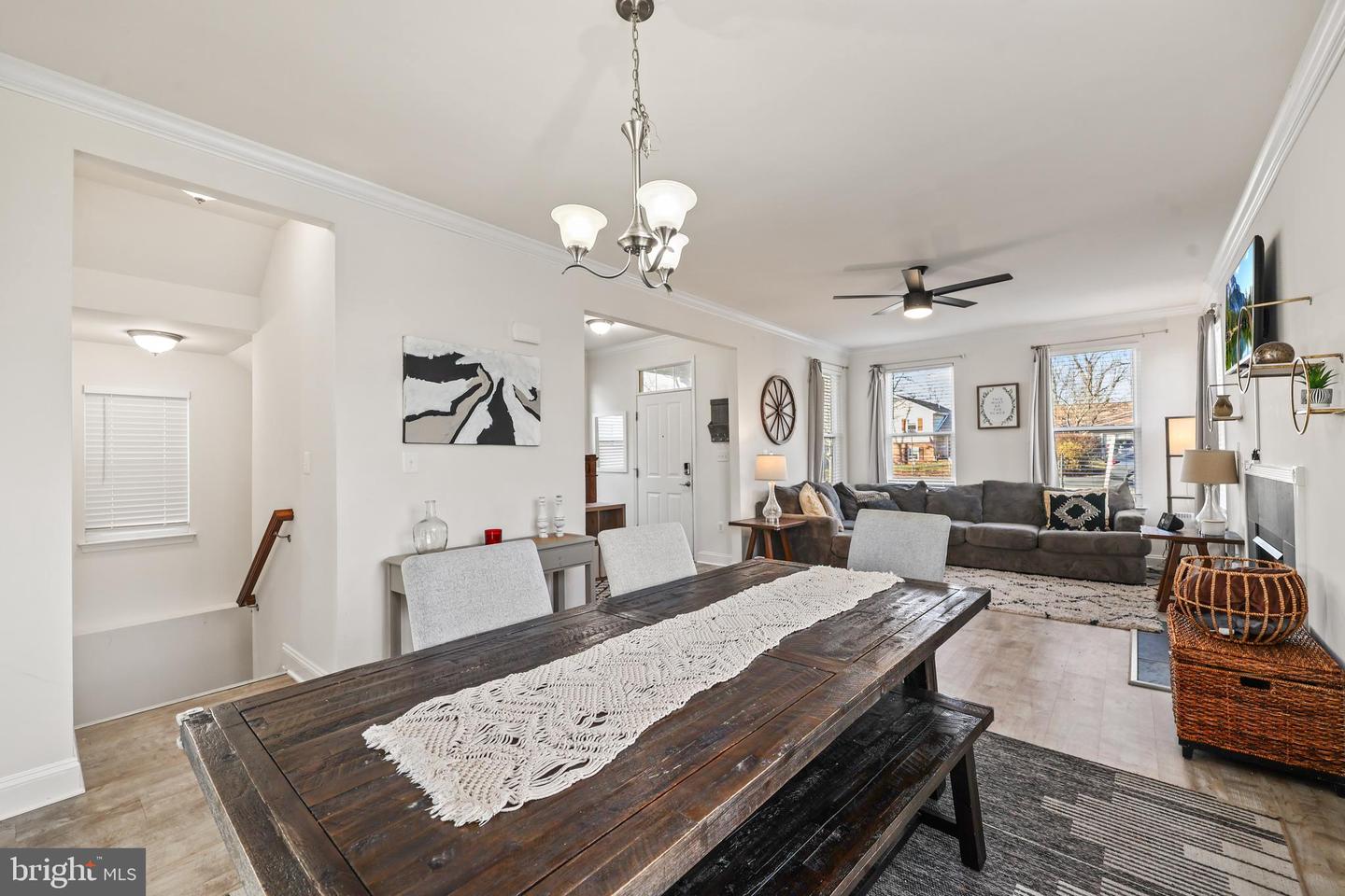 9523 SCHOOL ST, MANASSAS, Virginia 20110, 4 Bedrooms Bedrooms, ,3 BathroomsBathrooms,Residential,For sale,9523 SCHOOL ST,VAMN2009892 MLS # VAMN2009892