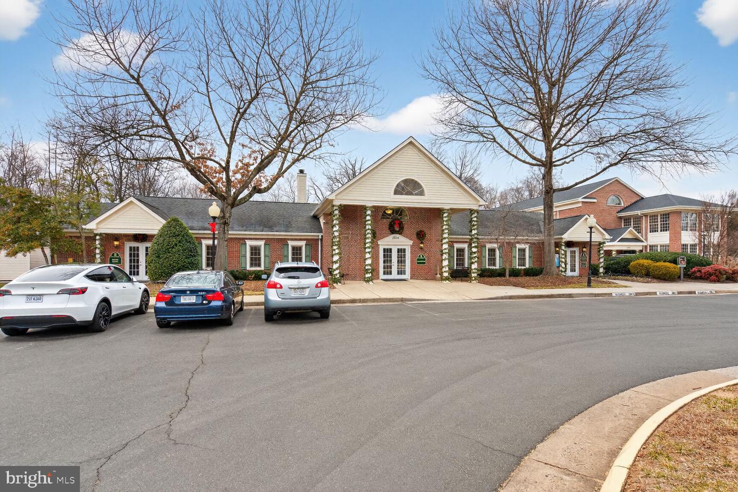 12105 WEDGEWAY PL, FAIRFAX, Virginia 22033, 2 Bedrooms Bedrooms, ,3 BathroomsBathrooms,Residential,For sale,12105 WEDGEWAY PL,VAFX2284396 MLS # VAFX2284396