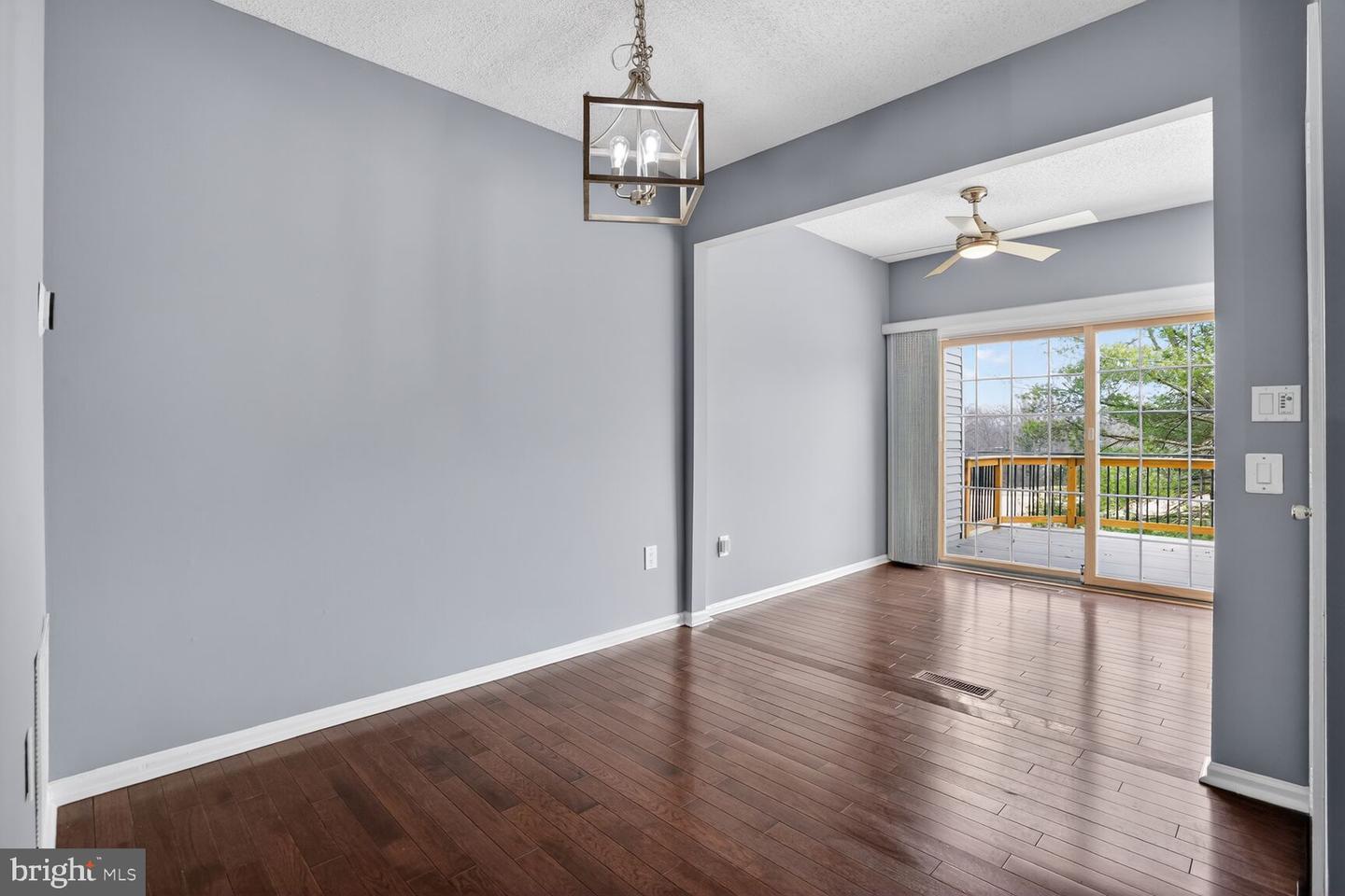 12105 WEDGEWAY PL, FAIRFAX, Virginia 22033, 2 Bedrooms Bedrooms, ,3 BathroomsBathrooms,Residential,For sale,12105 WEDGEWAY PL,VAFX2284396 MLS # VAFX2284396