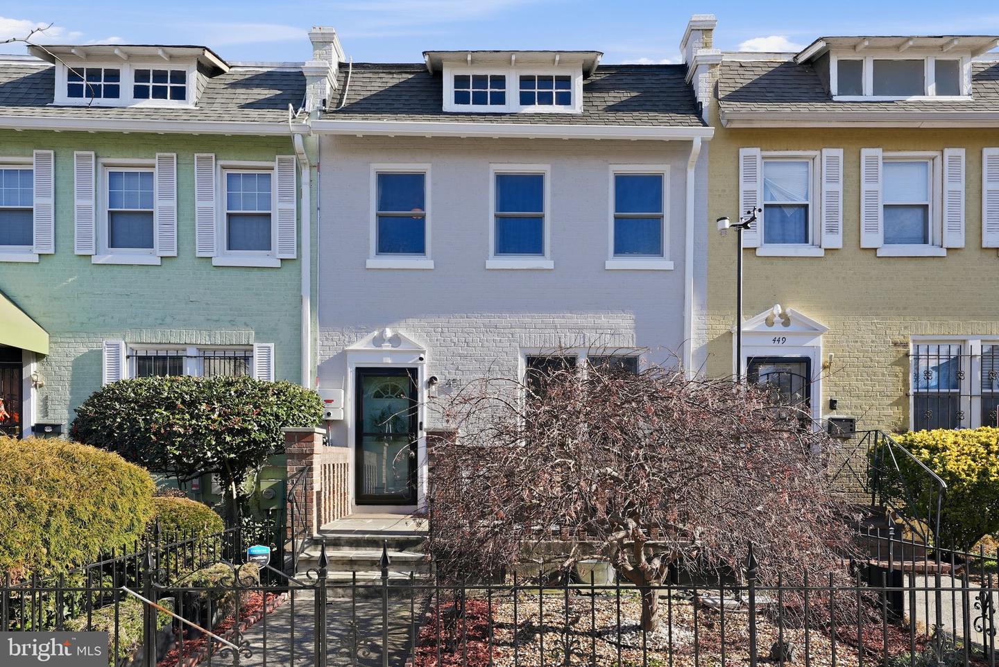 451 15TH ST NE, WASHINGTON, District Of Columbia 20002, 3 Bedrooms Bedrooms, ,2 BathroomsBathrooms,Residential,For sale,451 15TH ST NE,DCDC2240038 MLS # DCDC2240038