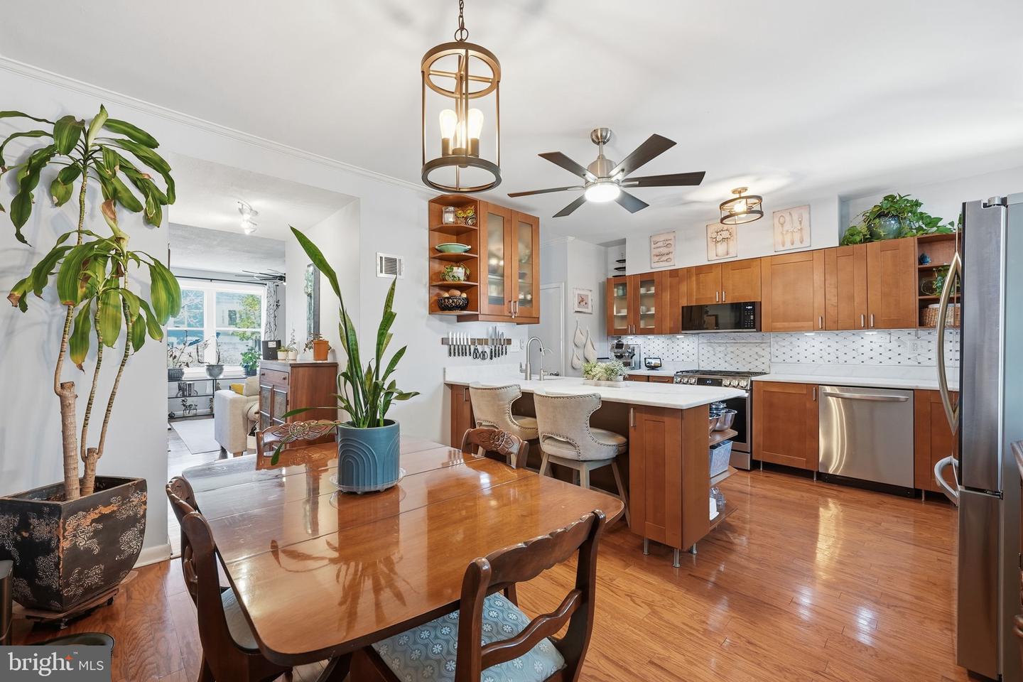 451 15TH ST NE, WASHINGTON, District Of Columbia 20002, 3 Bedrooms Bedrooms, ,2 BathroomsBathrooms,Residential,For sale,451 15TH ST NE,DCDC2240038 MLS # DCDC2240038