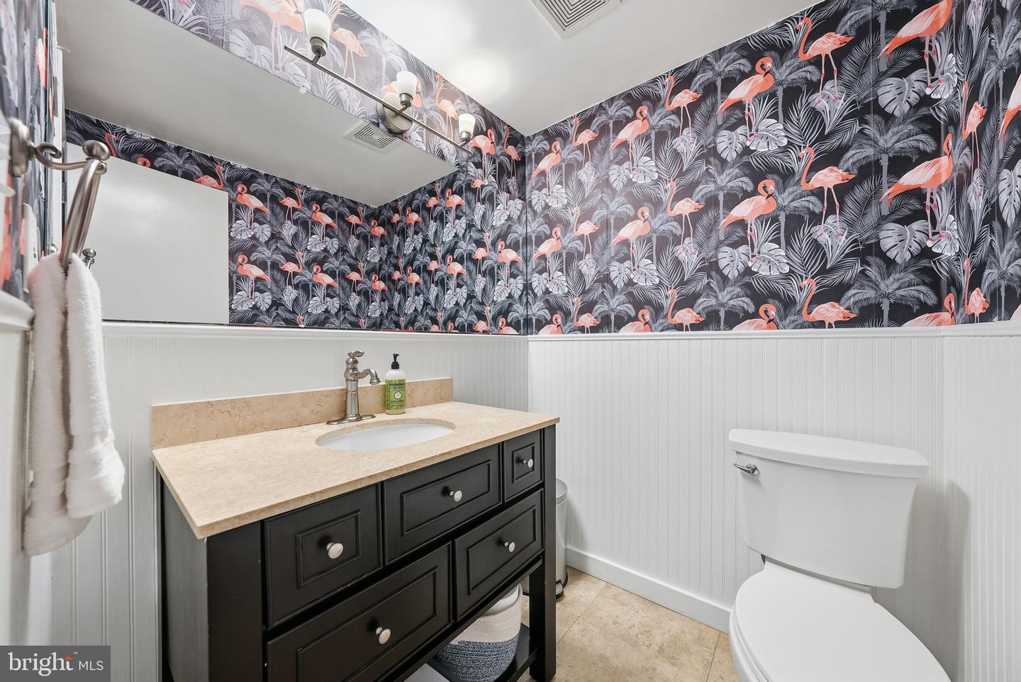 451 15TH ST NE, WASHINGTON, District Of Columbia 20002, 3 Bedrooms Bedrooms, ,2 BathroomsBathrooms,Residential,For sale,451 15TH ST NE,DCDC2240038 MLS # DCDC2240038