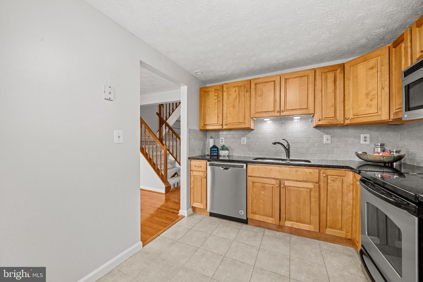 1622 BARNSTEAD DR, RESTON, Virginia 20194, 3 Bedrooms Bedrooms, ,2 BathroomsBathrooms,Residential,For sale,1622 BARNSTEAD DR,VAFX2284434 MLS # VAFX2284434 1622 BARNSTEAD DR, RESTON, Virginia 20194, 3 Bedrooms Bedrooms, ,2 BathroomsBathrooms,Residential,For sale,1622 BARNSTEAD DR,VAFX2284434 MLS # VAFX2284434