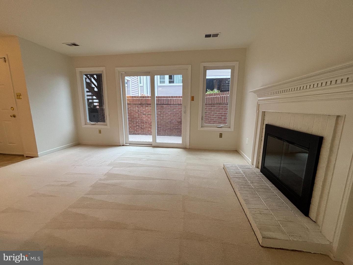 5526 LANGSTON BLVD #11-E, ARLINGTON, Virginia 22207, 1 Bedroom Bedrooms, ,1 BathroomBathrooms,Residential,For sale,5526 LANGSTON BLVD #11-E,VAAR2067414 MLS # VAAR2067414