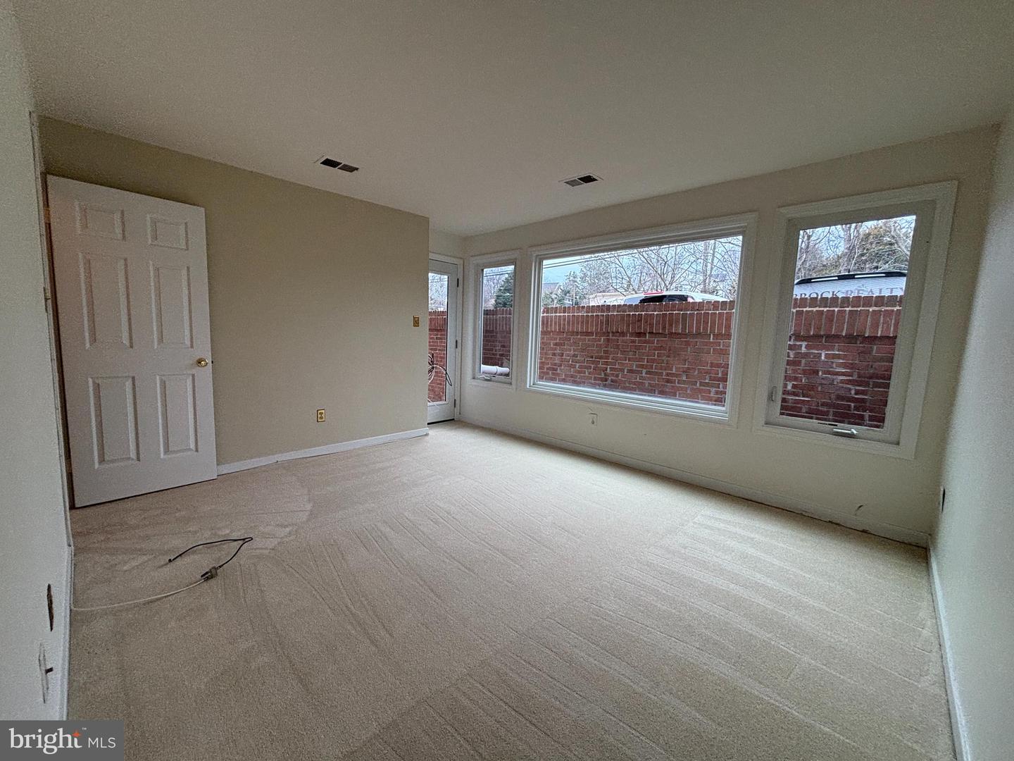 5526 LANGSTON BLVD #11-E, ARLINGTON, Virginia 22207, 1 Bedroom Bedrooms, ,1 BathroomBathrooms,Residential,For sale,5526 LANGSTON BLVD #11-E,VAAR2067414 MLS # VAAR2067414