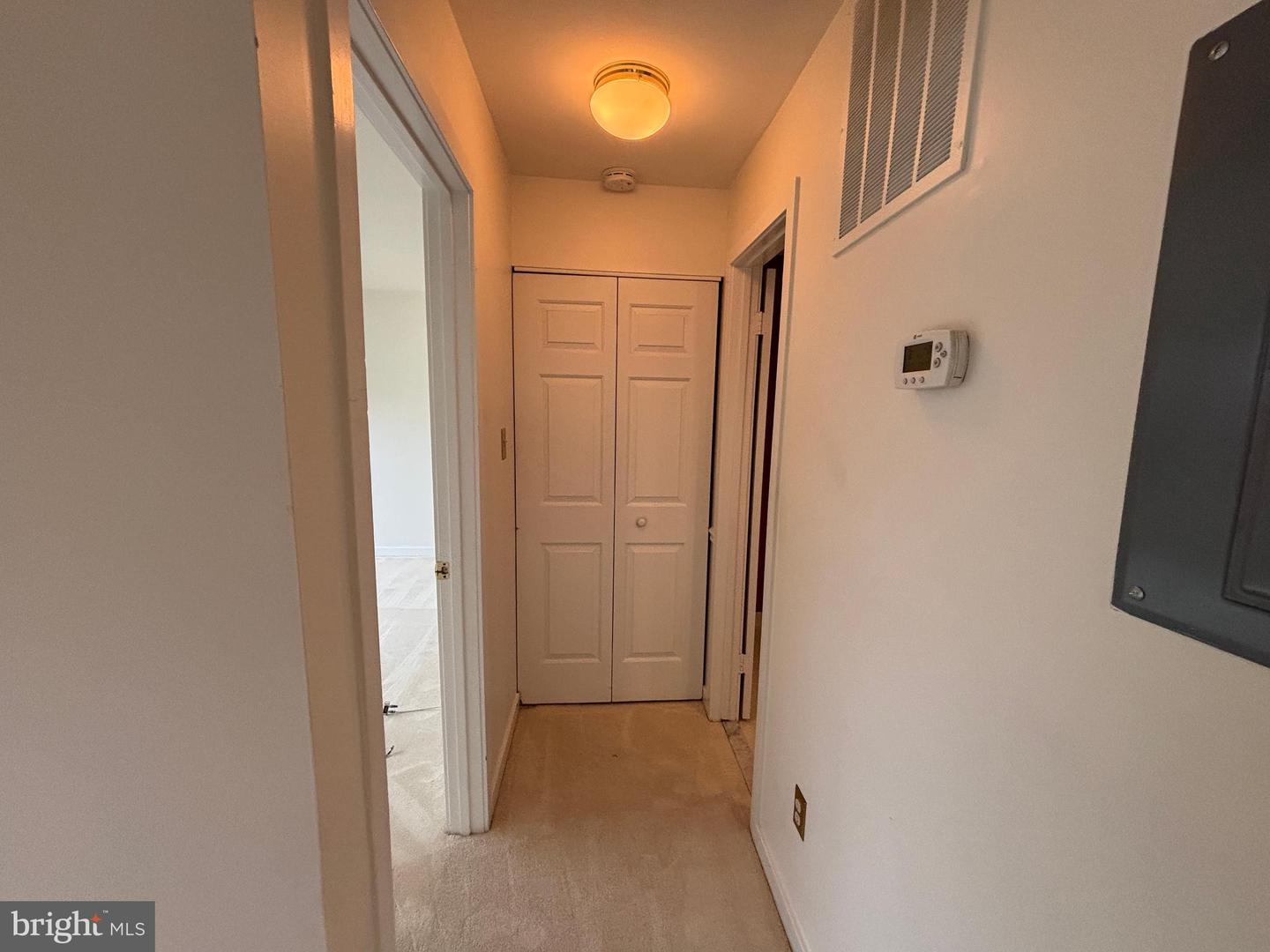 5526 LANGSTON BLVD #11-E, ARLINGTON, Virginia 22207, 1 Bedroom Bedrooms, ,1 BathroomBathrooms,Residential,For sale,5526 LANGSTON BLVD #11-E,VAAR2067414 MLS # VAAR2067414