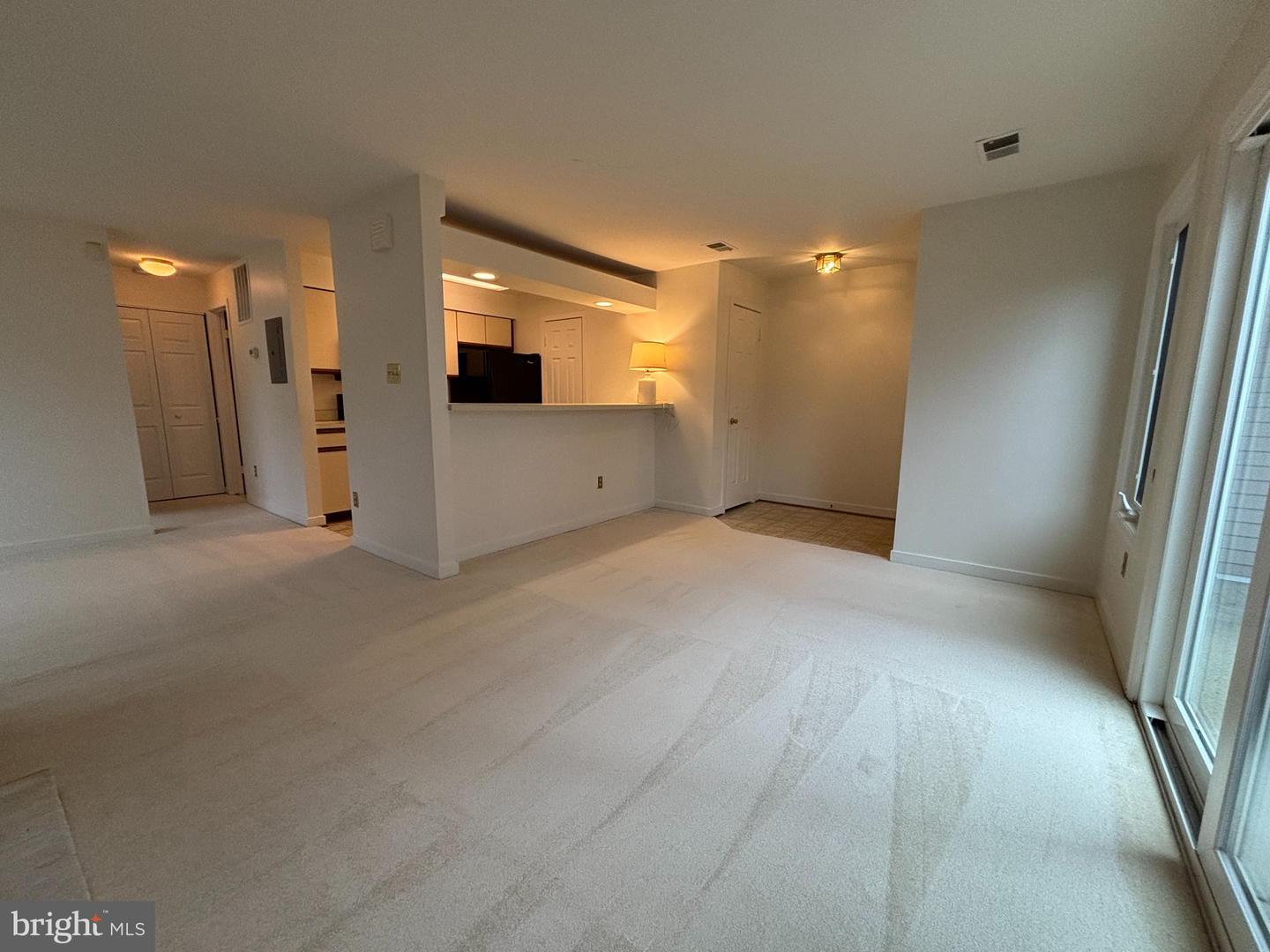 5526 LANGSTON BLVD #11-E, ARLINGTON, Virginia 22207, 1 Bedroom Bedrooms, ,1 BathroomBathrooms,Residential,For sale,5526 LANGSTON BLVD #11-E,VAAR2067414 MLS # VAAR2067414