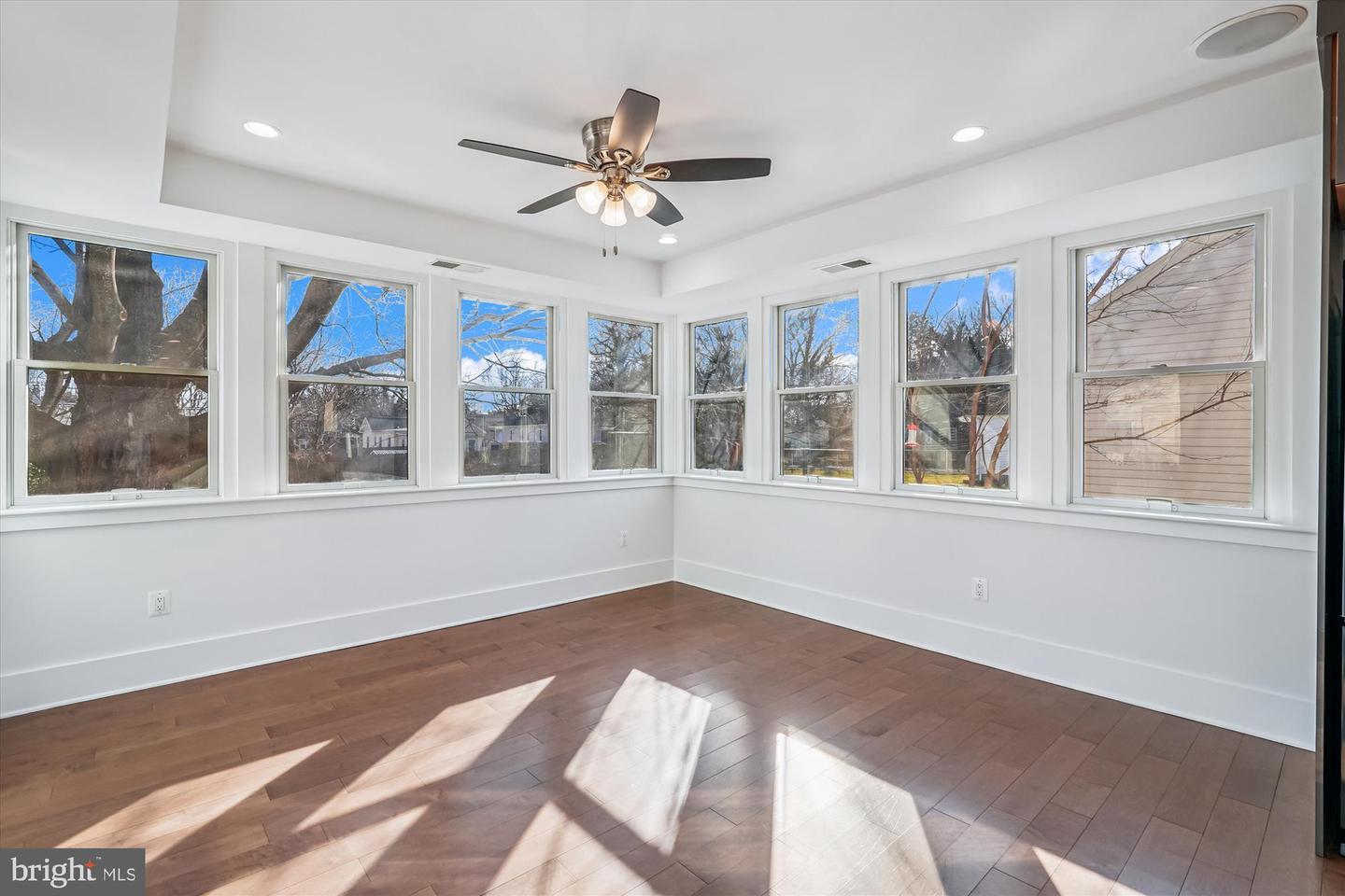 104 PERSHING AVE NW, LEESBURG, Virginia 20176, 3 Bedrooms Bedrooms, 11 Rooms Rooms,2 BathroomsBathrooms,Residential,For sale,104 PERSHING AVE NW,VALO2113480 MLS # VALO2113480