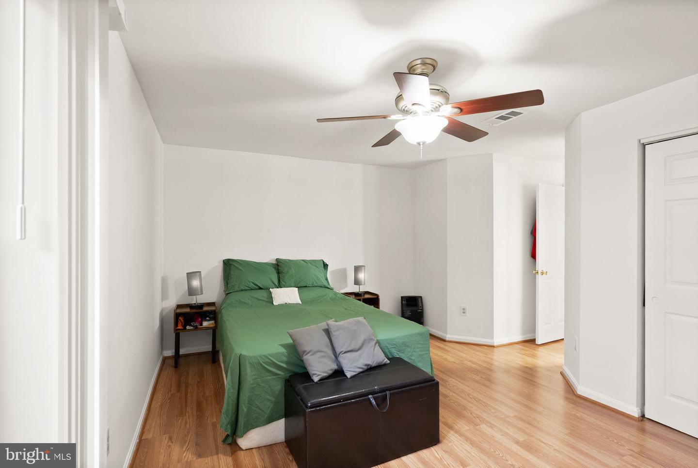 8003 COPPERFIELD WAY, MANASSAS, Virginia 20109, 2 Bedrooms Bedrooms, ,2 BathroomsBathrooms,Residential,For sale,8003 COPPERFIELD WAY,VAPW2110062 MLS # VAPW2110062