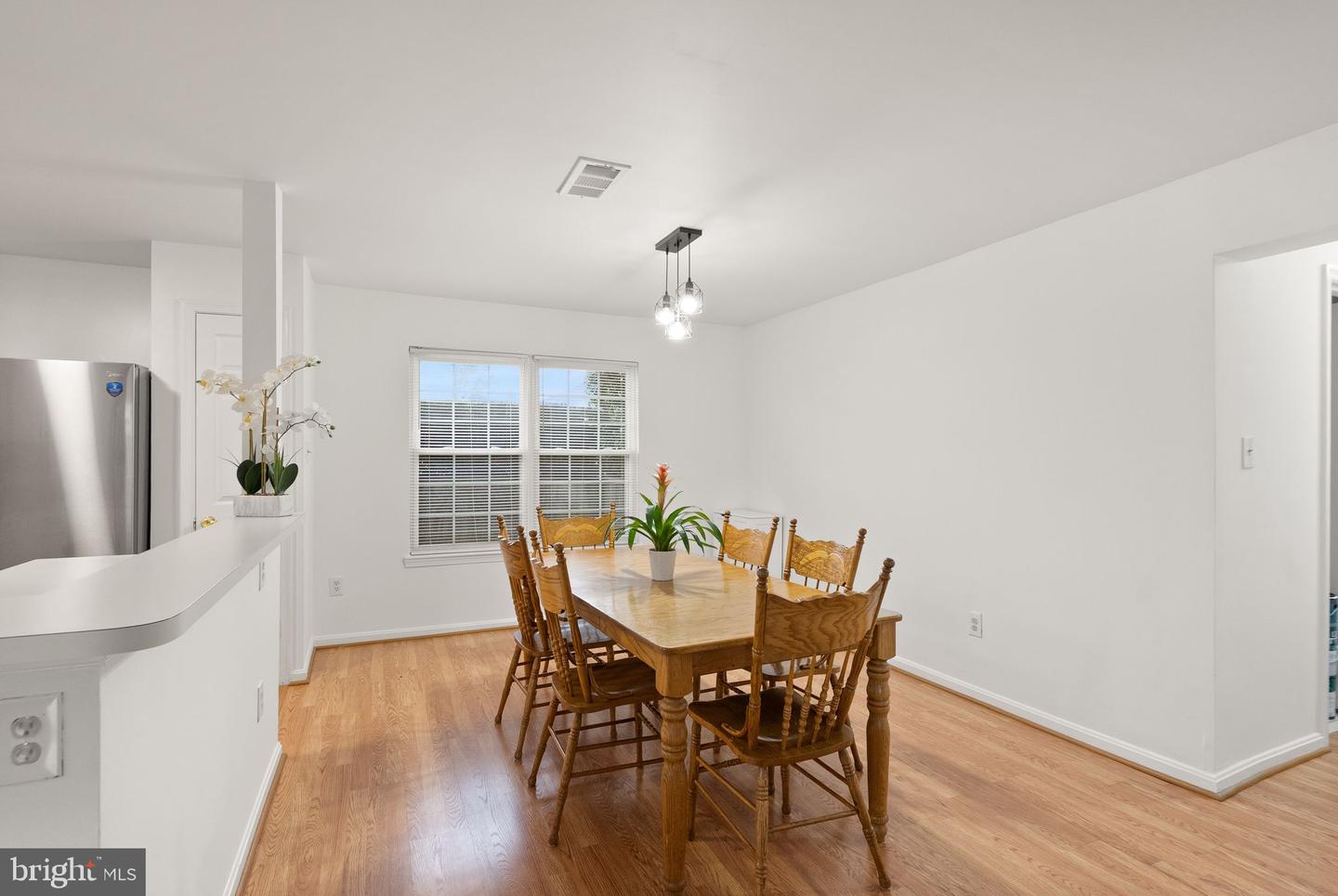 8003 COPPERFIELD WAY, MANASSAS, Virginia 20109, 2 Bedrooms Bedrooms, ,2 BathroomsBathrooms,Residential,For sale,8003 COPPERFIELD WAY,VAPW2110062 MLS # VAPW2110062