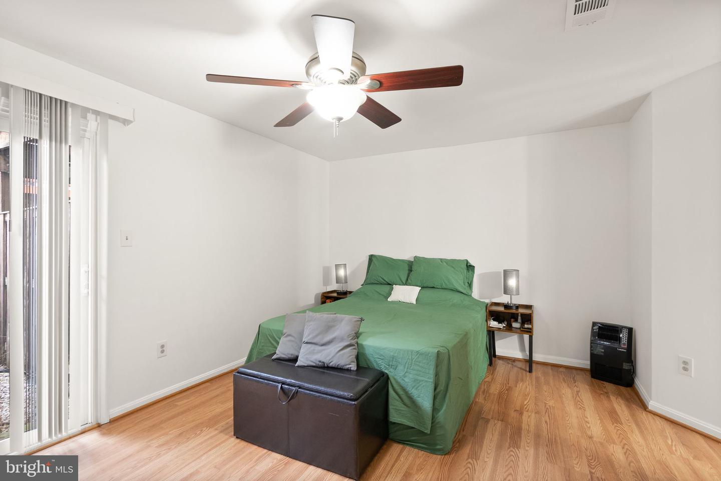 8003 COPPERFIELD WAY, MANASSAS, Virginia 20109, 2 Bedrooms Bedrooms, ,2 BathroomsBathrooms,Residential,For sale,8003 COPPERFIELD WAY,VAPW2110062 MLS # VAPW2110062