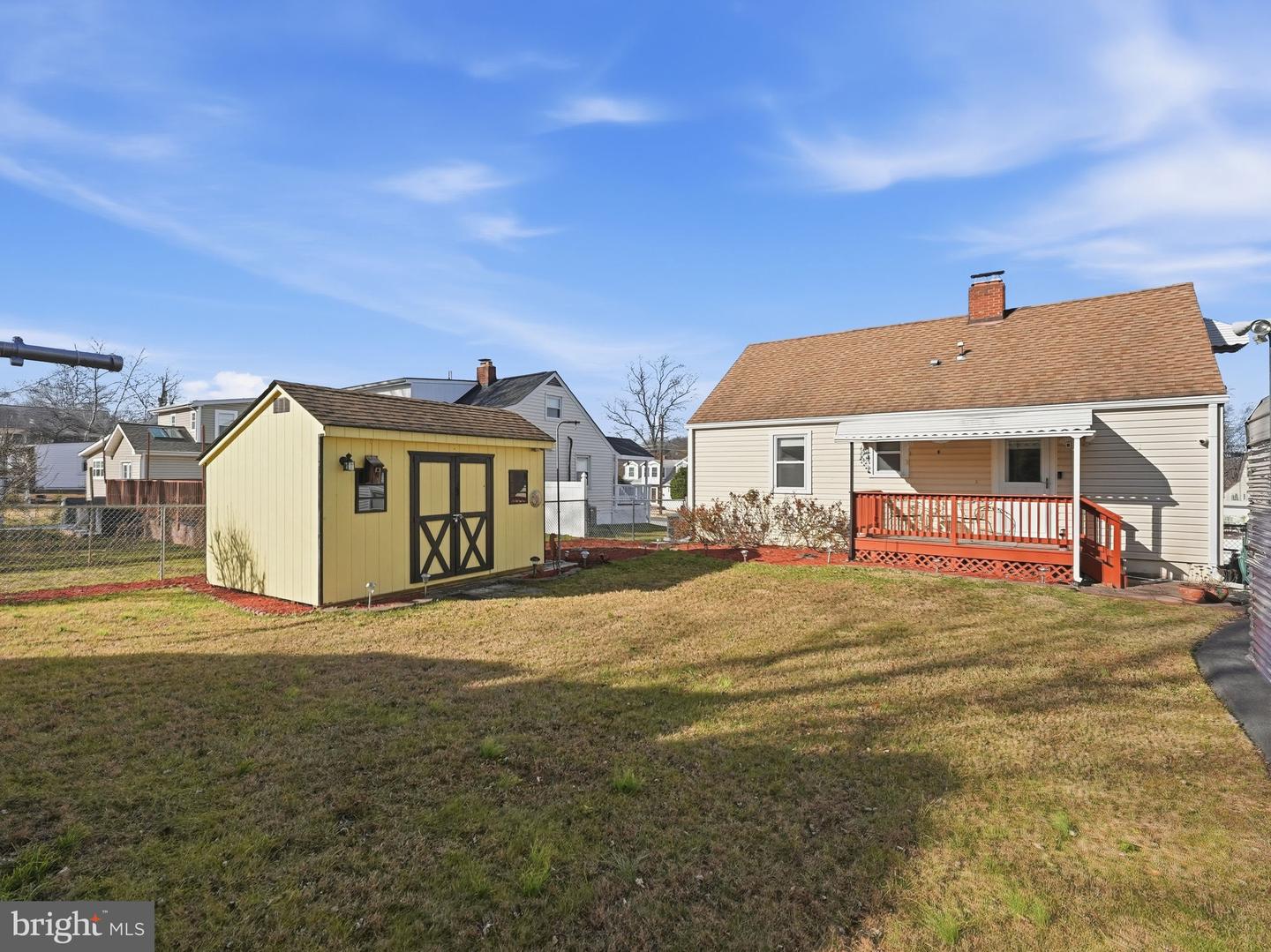 6821 BARRETT RD, FALLS CHURCH, Virginia 22042, 3 Bedrooms Bedrooms, 7 Rooms Rooms,1 BathroomBathrooms,Residential,For sale,6821 BARRETT RD,VAFX2284568 MLS # VAFX2284568