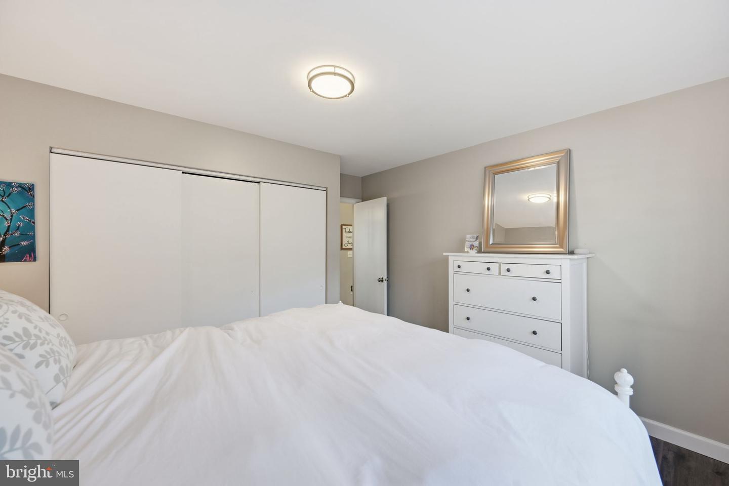 4608 28TH RD S #B, ARLINGTON, Virginia 22206, 2 Bedrooms Bedrooms, 3 Rooms Rooms,1 BathroomBathrooms,Residential,For sale,4608 28TH RD S #B,VAAR2067444 MLS # VAAR2067444