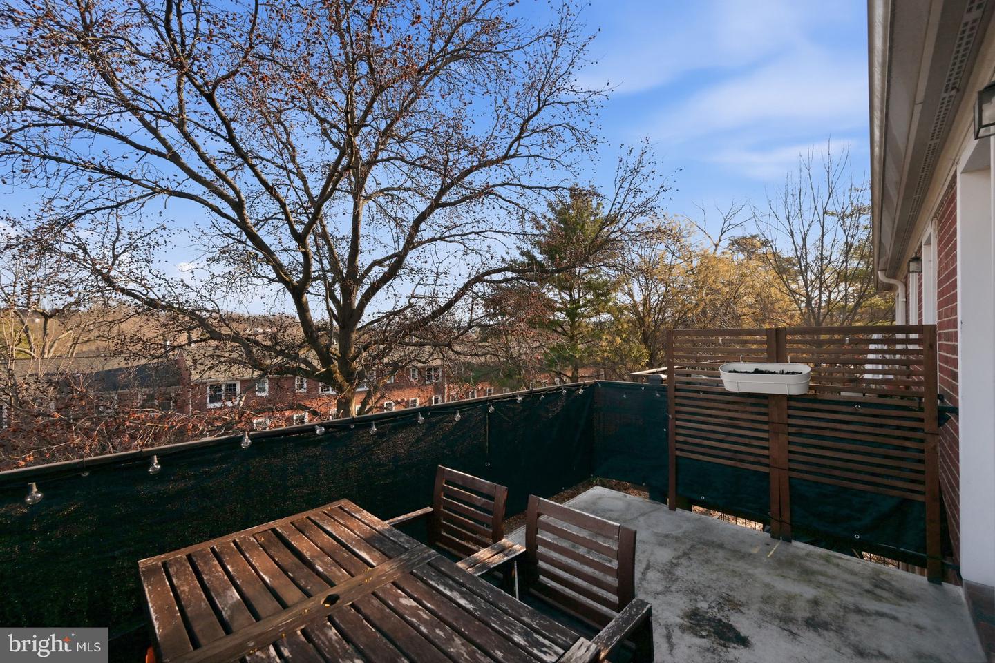 4608 28TH RD S #B, ARLINGTON, Virginia 22206, 2 Bedrooms Bedrooms, 3 Rooms Rooms,1 BathroomBathrooms,Residential,For sale,4608 28TH RD S #B,VAAR2067444 MLS # VAAR2067444