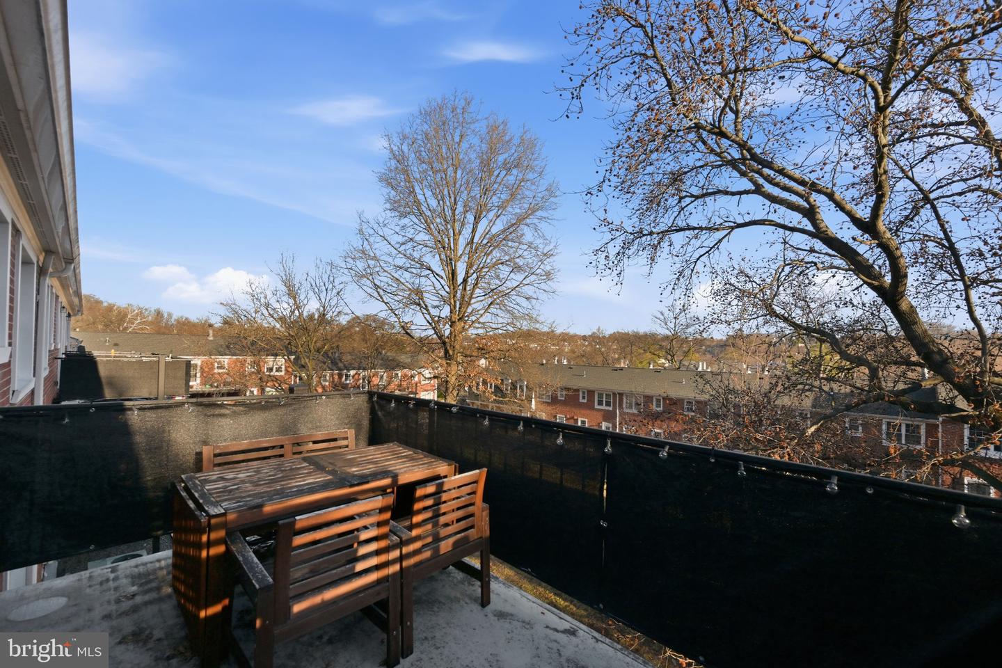 4608 28TH RD S #B, ARLINGTON, Virginia 22206, 2 Bedrooms Bedrooms, 3 Rooms Rooms,1 BathroomBathrooms,Residential,For sale,4608 28TH RD S #B,VAAR2067444 MLS # VAAR2067444