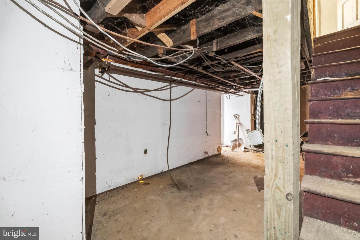 744 GRESHAM PL NW, WASHINGTON, District Of Columbia 20001, 3 Bedrooms Bedrooms, ,1 BathroomBathrooms,Residential,For sale,744 GRESHAM PL NW,DCDC2240192 MLS # DCDC2240192