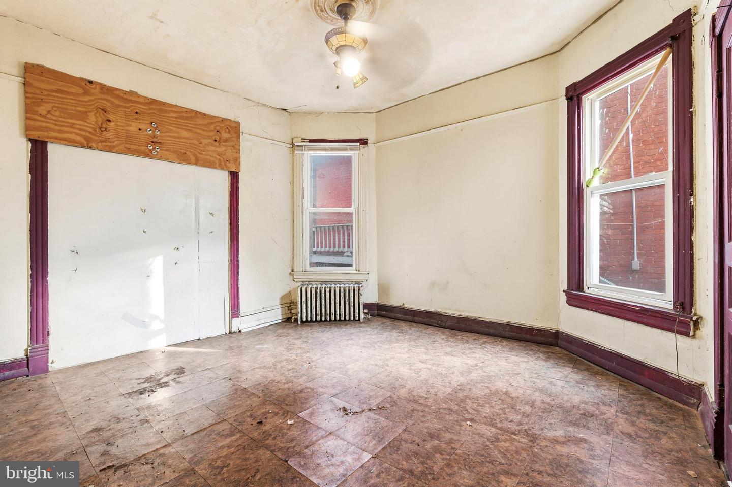 744 GRESHAM PL NW, WASHINGTON, District Of Columbia 20001, 3 Bedrooms Bedrooms, ,1 BathroomBathrooms,Residential,For sale,744 GRESHAM PL NW,DCDC2240192 MLS # DCDC2240192