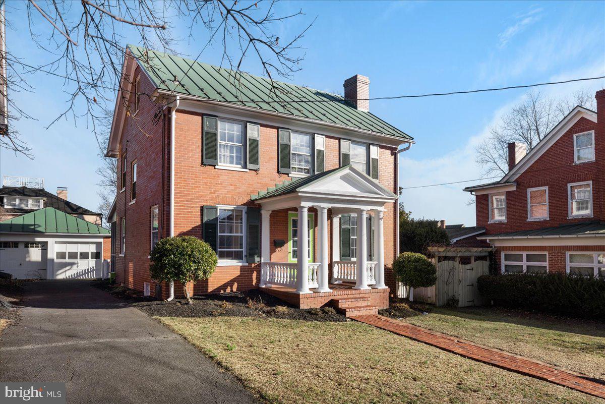 330 W CECIL ST, WINCHESTER, Virginia 22601, 3 Bedrooms Bedrooms, ,2 BathroomsBathrooms,Residential,For sale,330 W CECIL ST,VAWI2009700 MLS # VAWI2009700