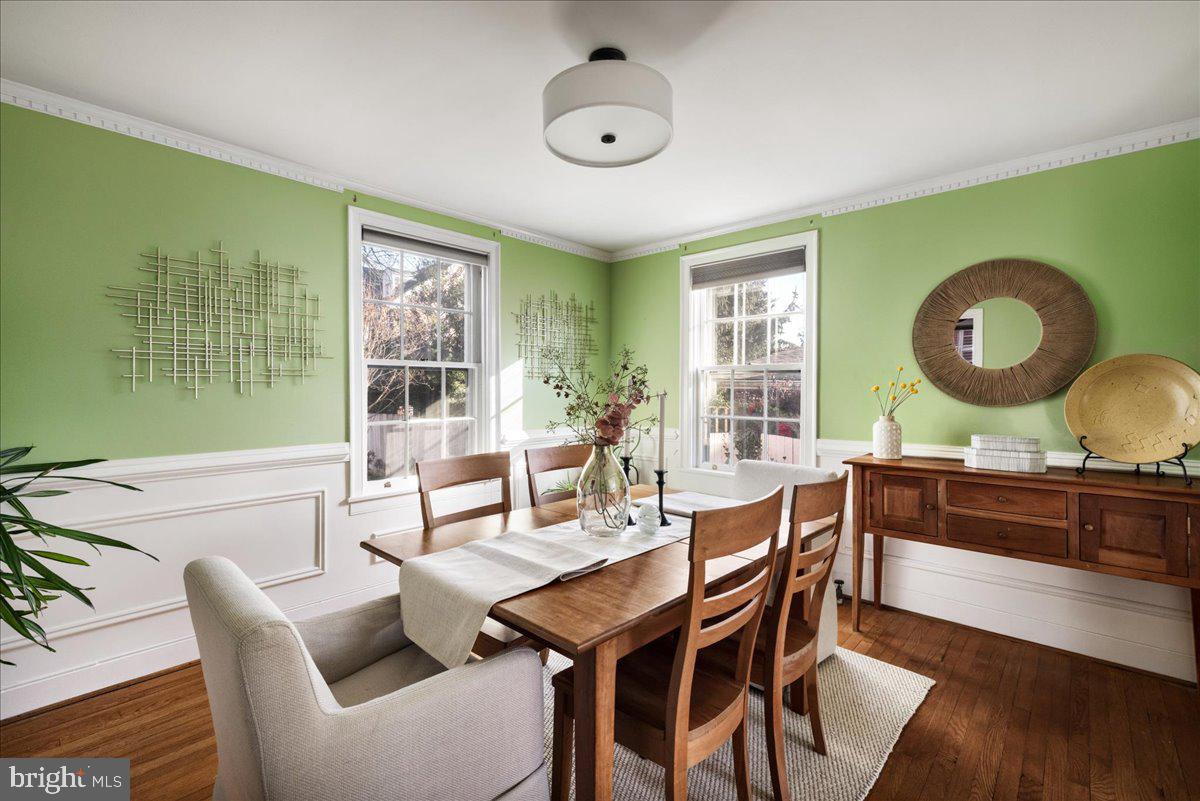 330 W CECIL ST, WINCHESTER, Virginia 22601, 3 Bedrooms Bedrooms, ,2 BathroomsBathrooms,Residential,For sale,330 W CECIL ST,VAWI2009700 MLS # VAWI2009700