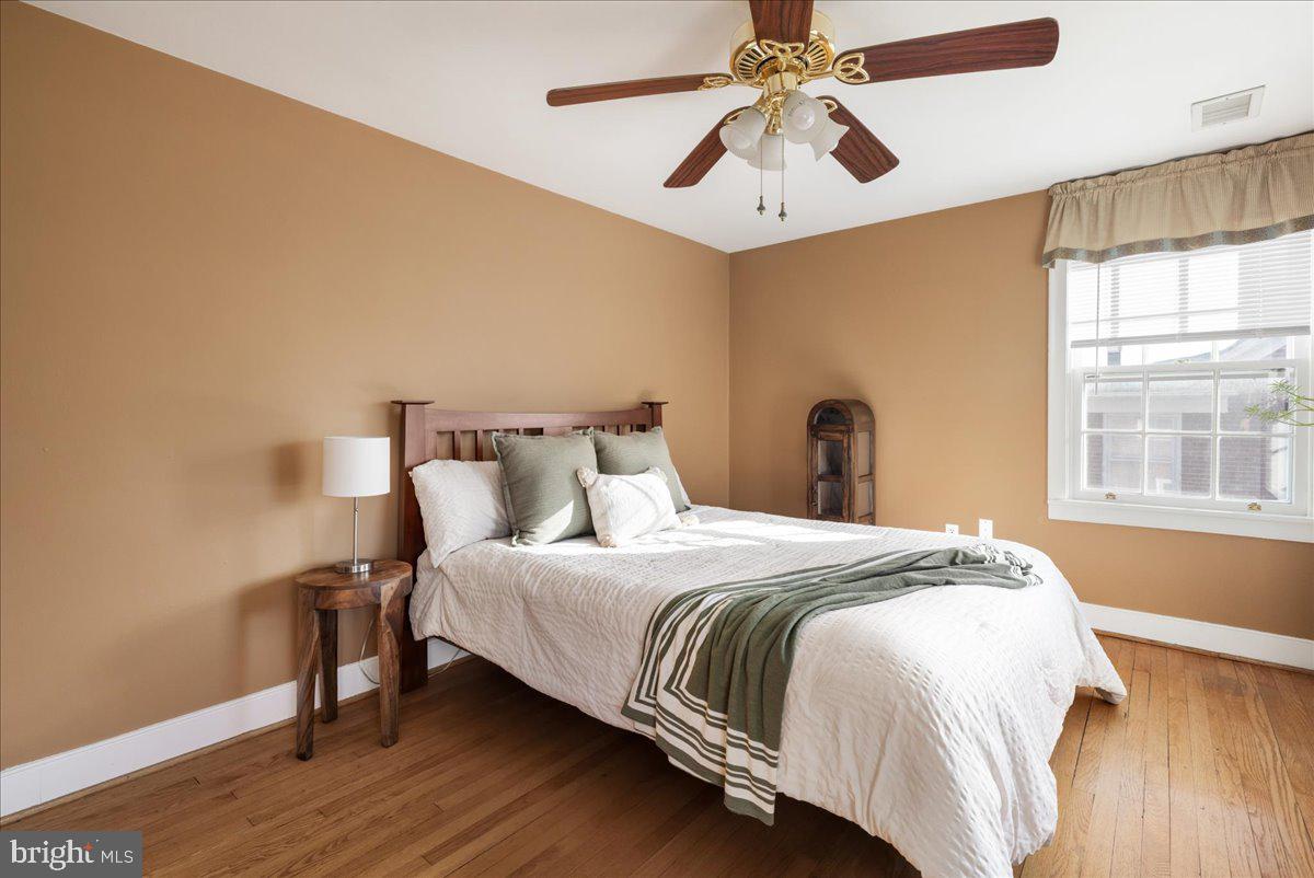 330 W CECIL ST, WINCHESTER, Virginia 22601, 3 Bedrooms Bedrooms, ,2 BathroomsBathrooms,Residential,For sale,330 W CECIL ST,VAWI2009700 MLS # VAWI2009700