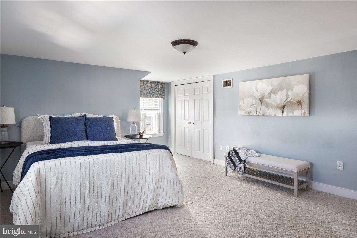 330 W CECIL ST, WINCHESTER, Virginia 22601, 3 Bedrooms Bedrooms, ,2 BathroomsBathrooms,Residential,For sale,330 W CECIL ST,VAWI2009700 MLS # VAWI2009700