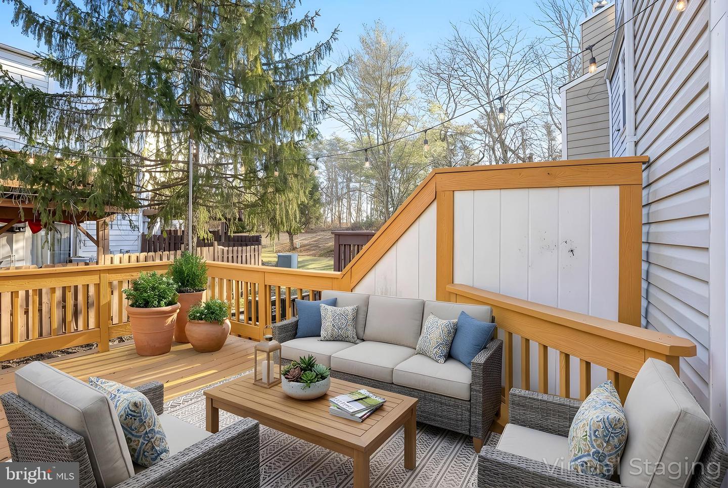 5905 SAINT GILES WAY, ALEXANDRIA, Virginia 22315, 3 Bedrooms Bedrooms, ,2 BathroomsBathrooms,Residential,For sale,5905 SAINT GILES WAY,VAFX2284624 MLS # VAFX2284624