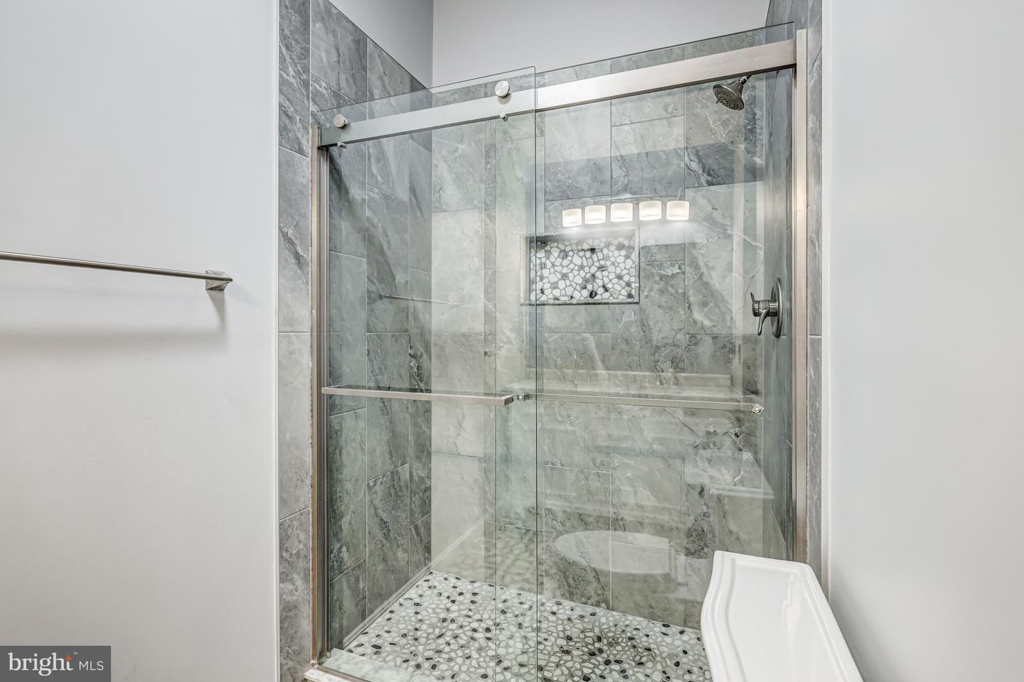 5905 SAINT GILES WAY, ALEXANDRIA, Virginia 22315, 3 Bedrooms Bedrooms, ,2 BathroomsBathrooms,Residential,For sale,5905 SAINT GILES WAY,VAFX2284624 MLS # VAFX2284624