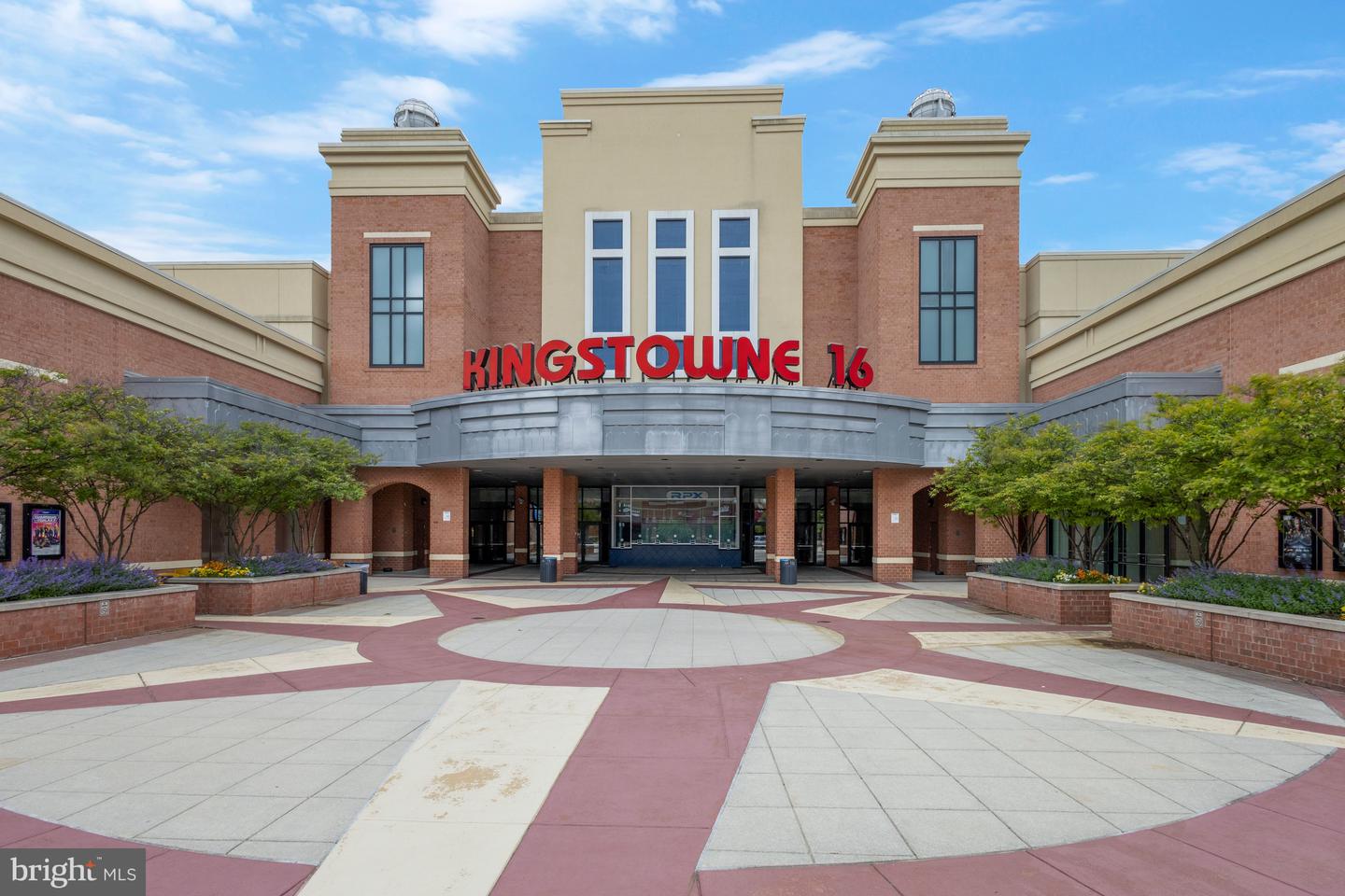 5905 SAINT GILES WAY, ALEXANDRIA, Virginia 22315, 3 Bedrooms Bedrooms, ,2 BathroomsBathrooms,Residential,For sale,5905 SAINT GILES WAY,VAFX2284624 MLS # VAFX2284624