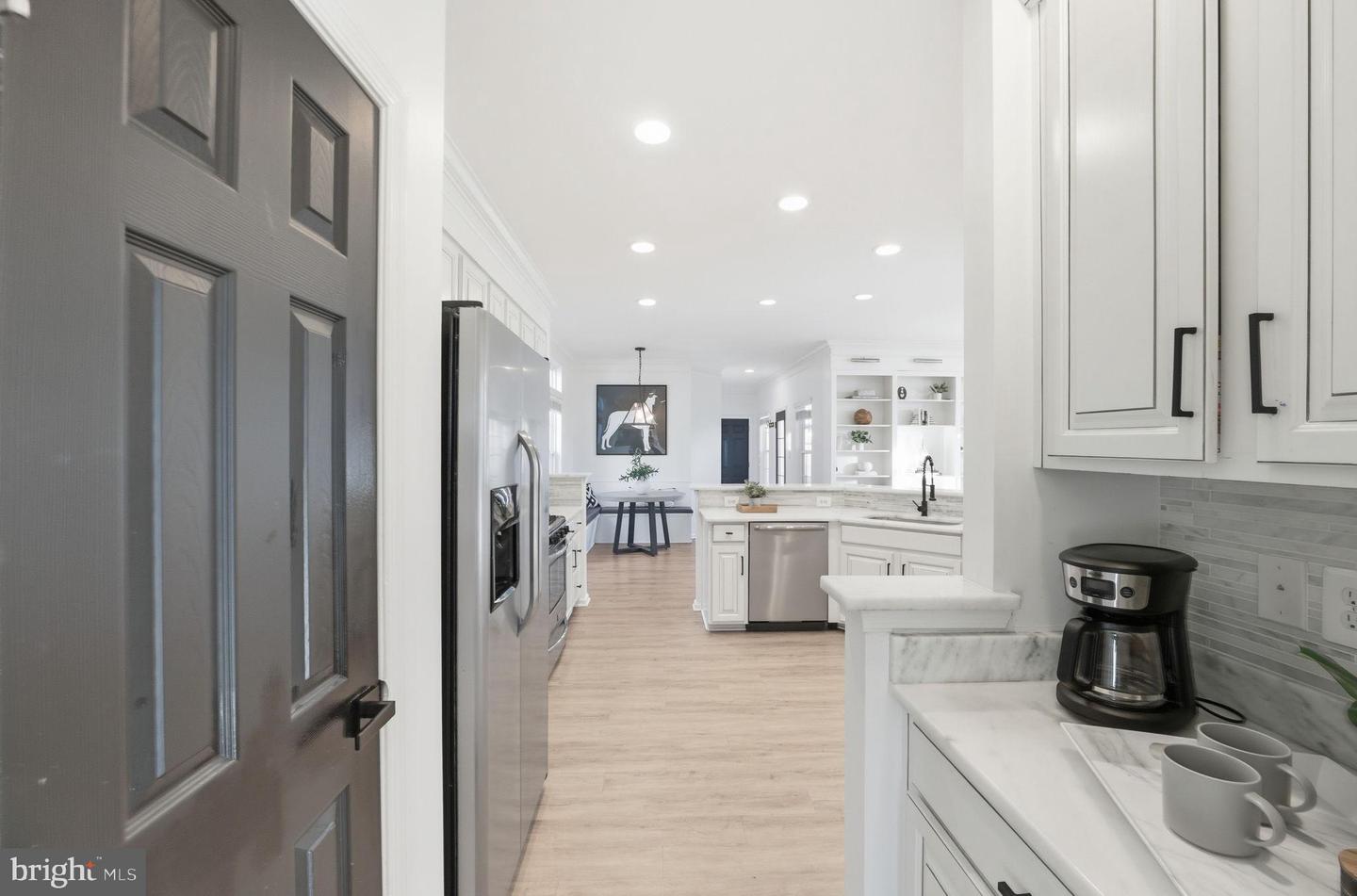 43038 TIPPMAN PL, CHANTILLY, Virginia 20152, 4 Bedrooms Bedrooms, 16 Rooms Rooms,3 BathroomsBathrooms,Residential,For sale,43038 TIPPMAN PL,VALO2113536 MLS # VALO2113536