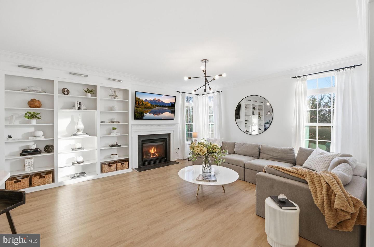 43038 TIPPMAN PL, CHANTILLY, Virginia 20152, 4 Bedrooms Bedrooms, 16 Rooms Rooms,3 BathroomsBathrooms,Residential,For sale,43038 TIPPMAN PL,VALO2113536 MLS # VALO2113536