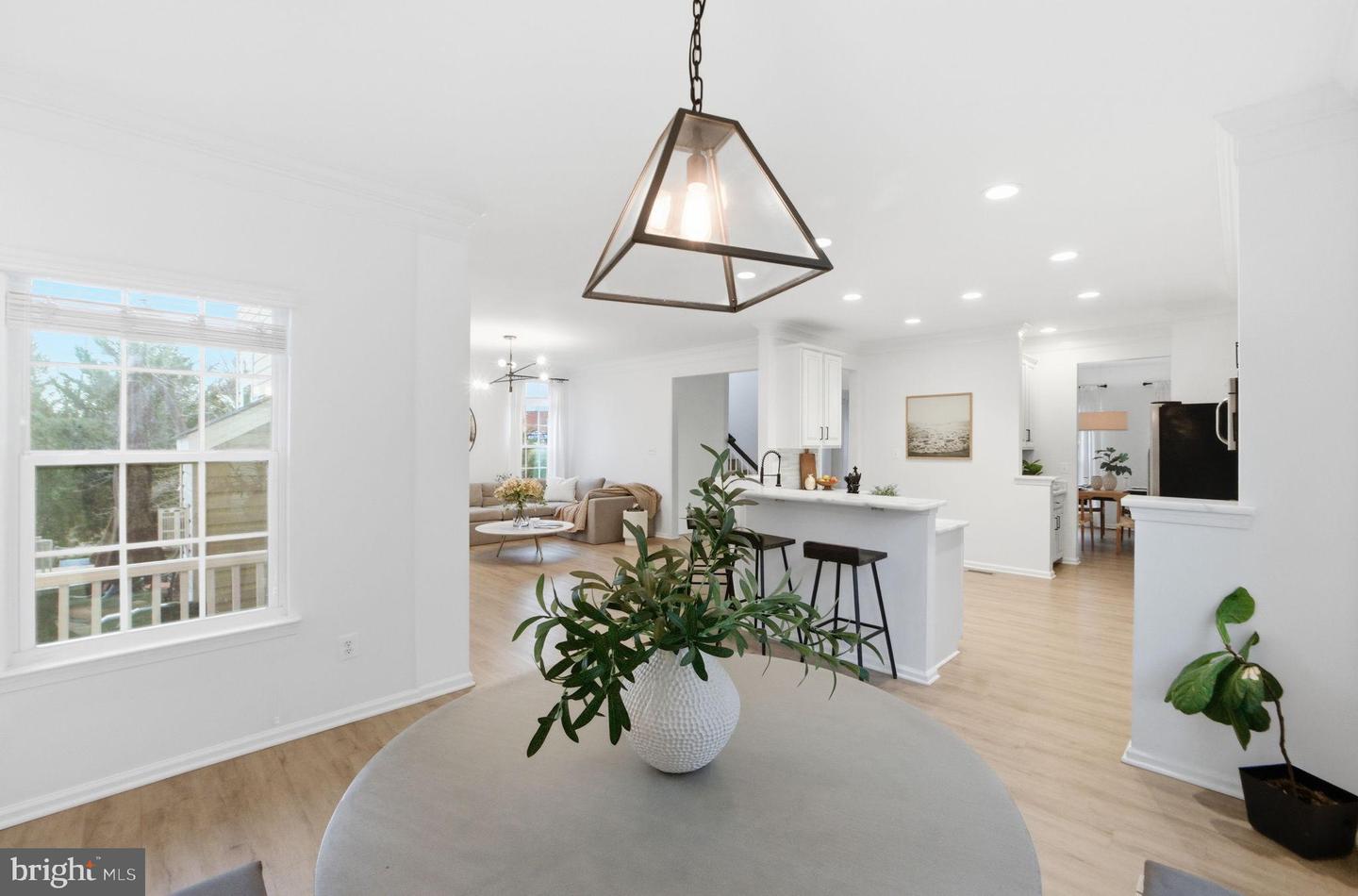 43038 TIPPMAN PL, CHANTILLY, Virginia 20152, 4 Bedrooms Bedrooms, 16 Rooms Rooms,3 BathroomsBathrooms,Residential,For sale,43038 TIPPMAN PL,VALO2113536 MLS # VALO2113536