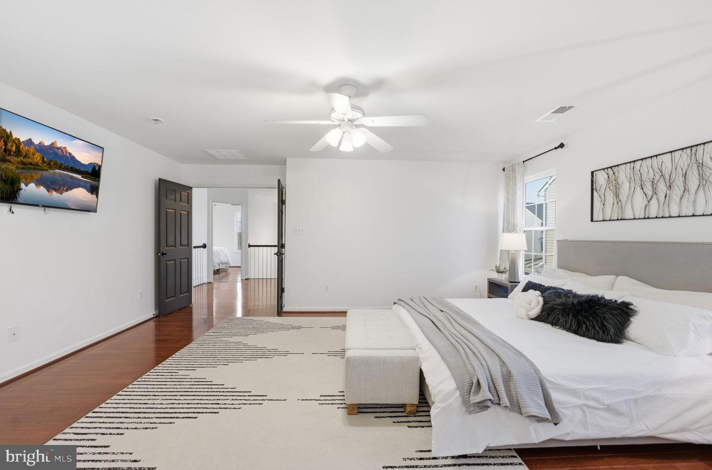 43038 TIPPMAN PL, CHANTILLY, Virginia 20152, 4 Bedrooms Bedrooms, 16 Rooms Rooms,3 BathroomsBathrooms,Residential,For sale,43038 TIPPMAN PL,VALO2113536 MLS # VALO2113536