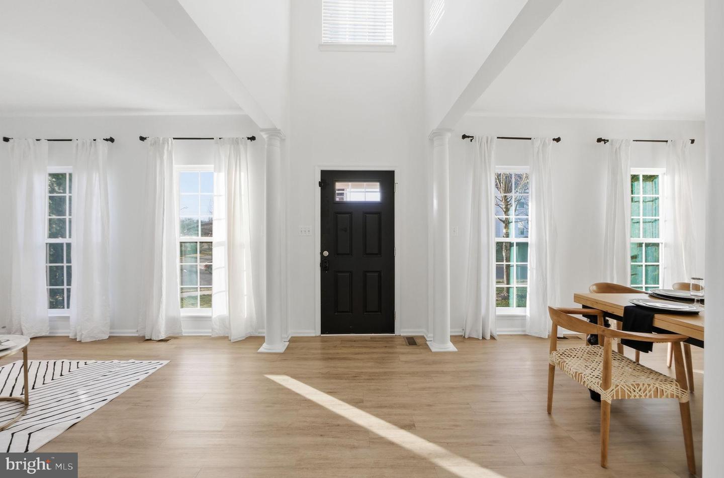 43038 TIPPMAN PL, CHANTILLY, Virginia 20152, 4 Bedrooms Bedrooms, 16 Rooms Rooms,3 BathroomsBathrooms,Residential,For sale,43038 TIPPMAN PL,VALO2113536 MLS # VALO2113536