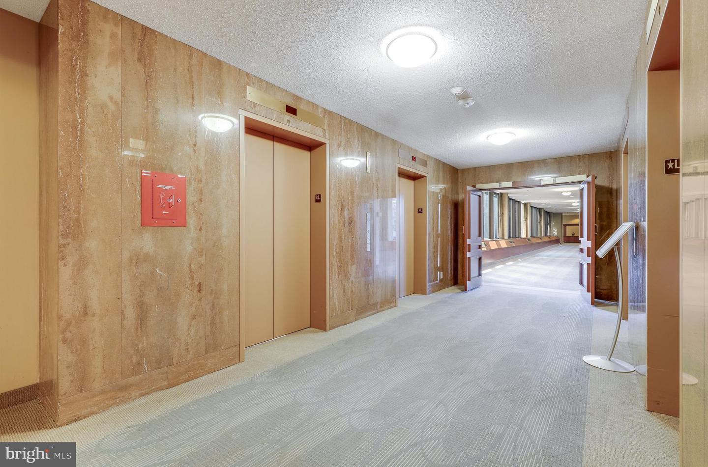 5501 SEMINARY RD #1503S, FALLS CHURCH, Virginia 22041, 1 Bedroom Bedrooms, 4 Rooms Rooms,1 BathroomBathrooms,Residential,For sale,5501 SEMINARY RD #1503S,VAFX2284700 MLS # VAFX2284700