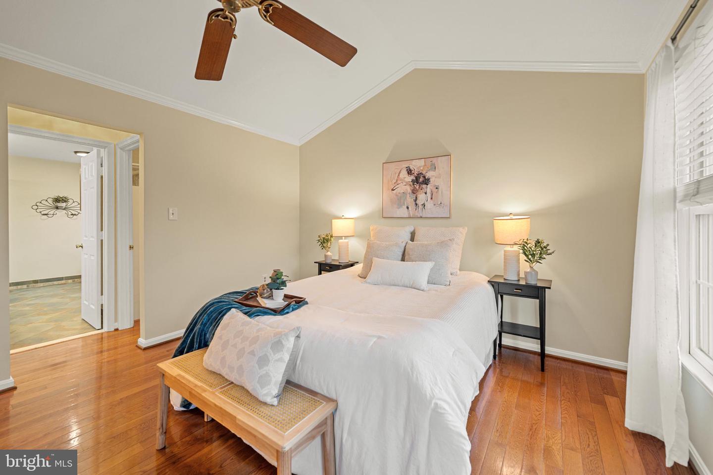 13100 ROCKPOINTE CT, CLIFTON, Virginia 20124, 4 Bedrooms Bedrooms, ,3 BathroomsBathrooms,Residential,For sale,13100 ROCKPOINTE CT,VAFX2284712 MLS # VAFX2284712