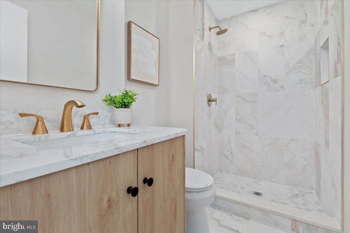 123 HILLSDALE DR, STERLING, Virginia 20164, 4 Bedrooms Bedrooms, ,2 BathroomsBathrooms,Residential,For sale,123 HILLSDALE DR,VALO2113546 MLS # VALO2113546