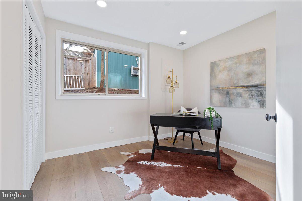 123 HILLSDALE DR, STERLING, Virginia 20164, 4 Bedrooms Bedrooms, ,2 BathroomsBathrooms,Residential,For sale,123 HILLSDALE DR,VALO2113546 MLS # VALO2113546