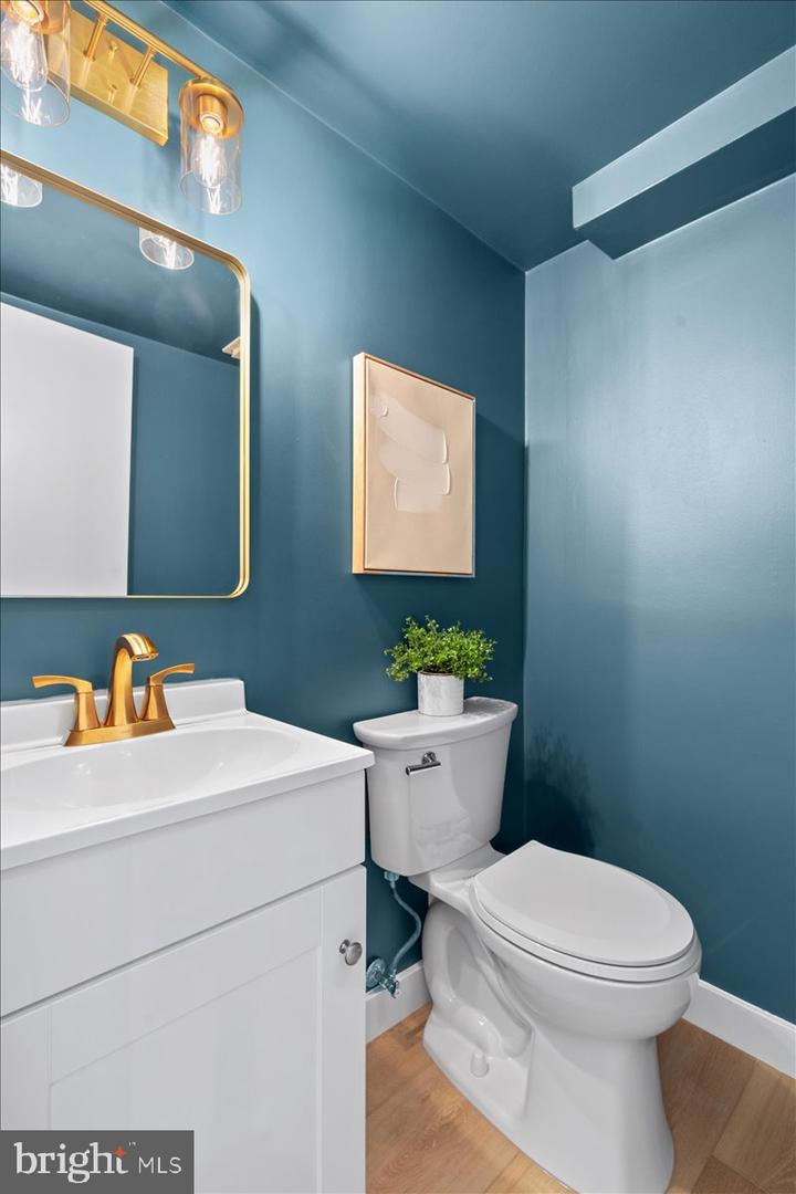 123 HILLSDALE DR, STERLING, Virginia 20164, 4 Bedrooms Bedrooms, ,2 BathroomsBathrooms,Residential,For sale,123 HILLSDALE DR,VALO2113546 MLS # VALO2113546