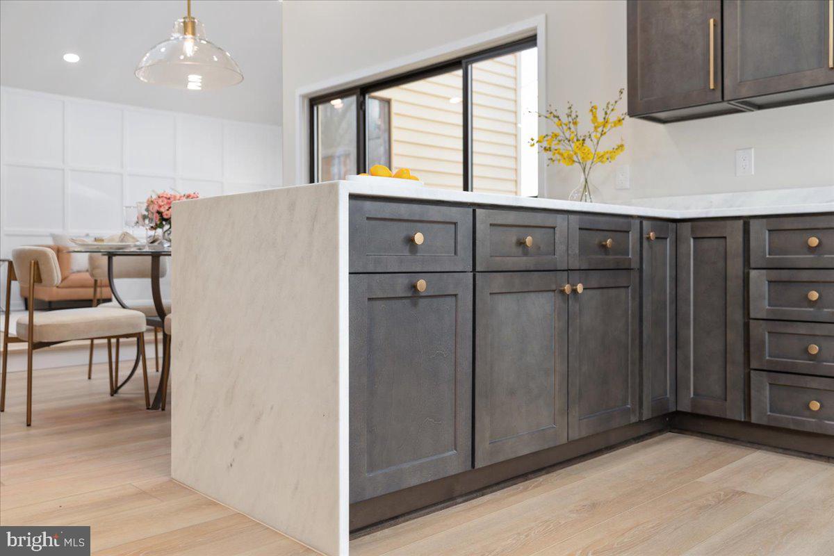 123 HILLSDALE DR, STERLING, Virginia 20164, 4 Bedrooms Bedrooms, ,2 BathroomsBathrooms,Residential,For sale,123 HILLSDALE DR,VALO2113546 MLS # VALO2113546